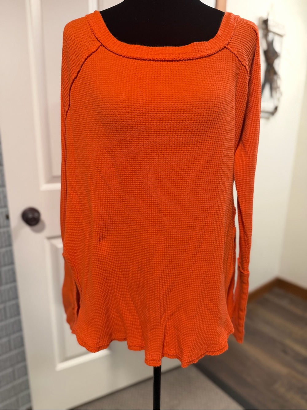 Free People We The Free Orange Thermal Top – Size X Small Runs Big - Picture 3 of 7